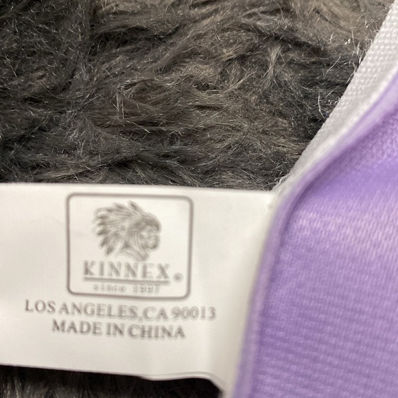 Collectible Kinnex Porcelain Doll - Picture 7 of 16